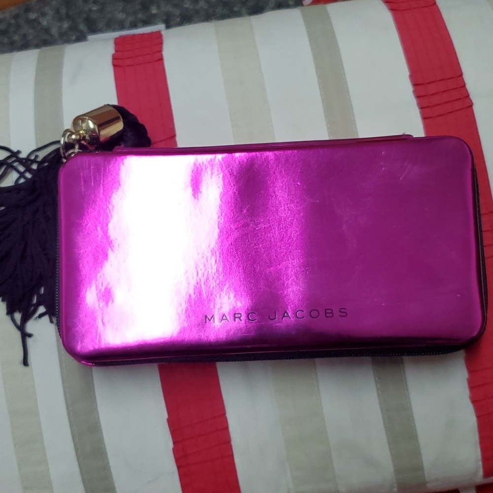 Marc jacop pouch